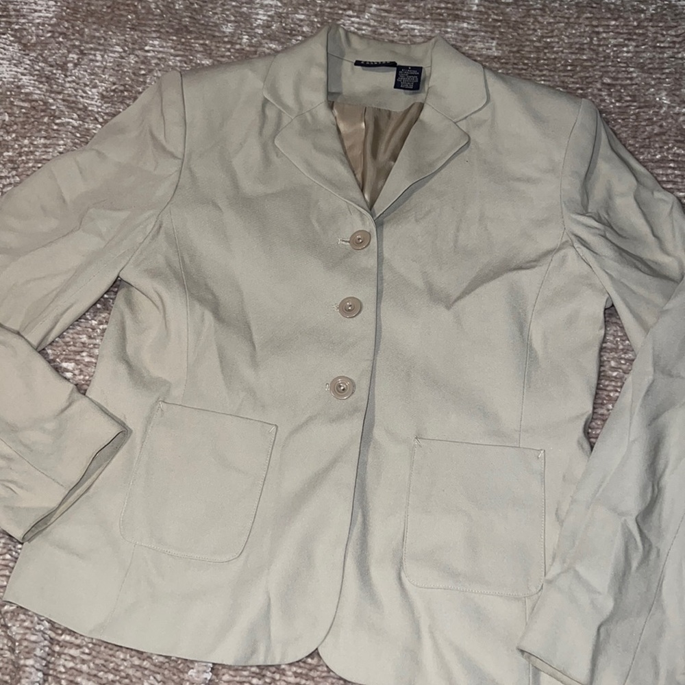 Women’s size 6 blazer